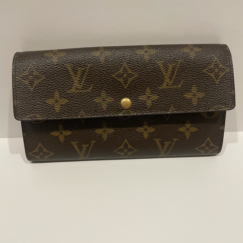 Louis Vuitton Sarah Wallet Monogram Canvas